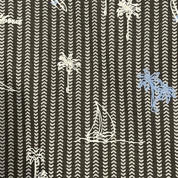 Men’s button down shirt - Picture 5 of 7